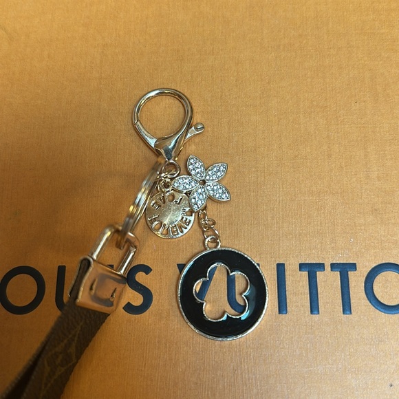 Stocking stuffer!🎁Handmade lux keyfob - Picture 6 of 6